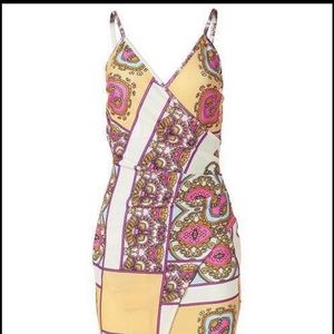 Venus dress size small never worn